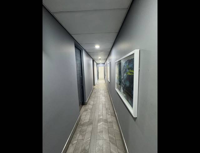 444M² SHOWROOM TO LET IN KRAMERVILLE